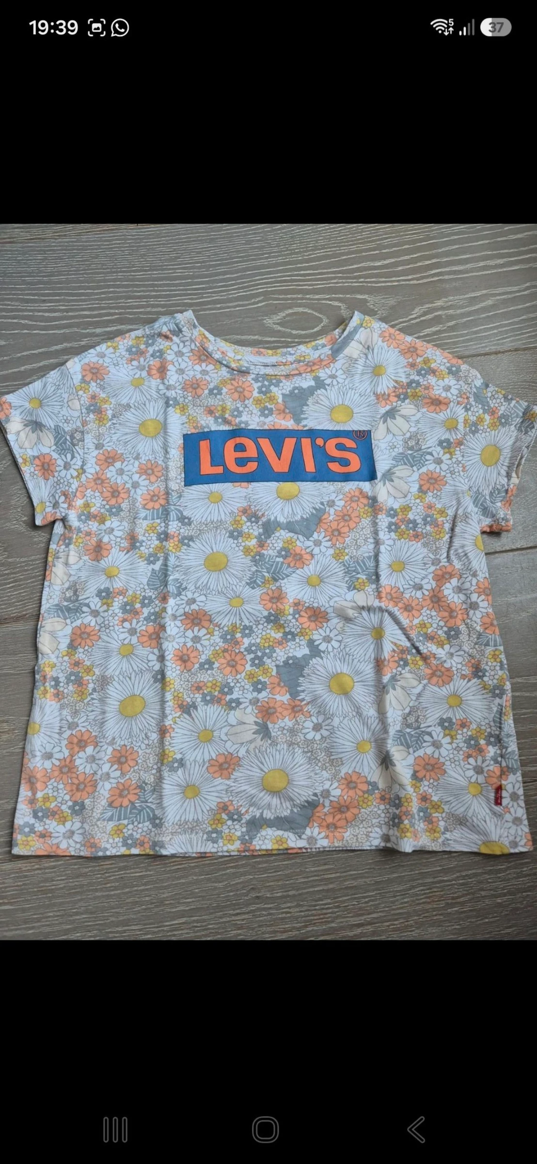 Geel sweatshirt set, legging en bloemig T-shirt. Levis. Maat 10/ 12 jaar – photo 7